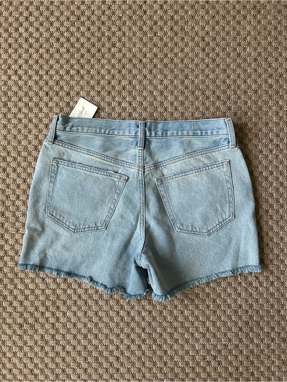 Universal Thread Mid-Rise 90s Baggy Distressed Denim Shorts with Button Fly - Picture 5 of 5